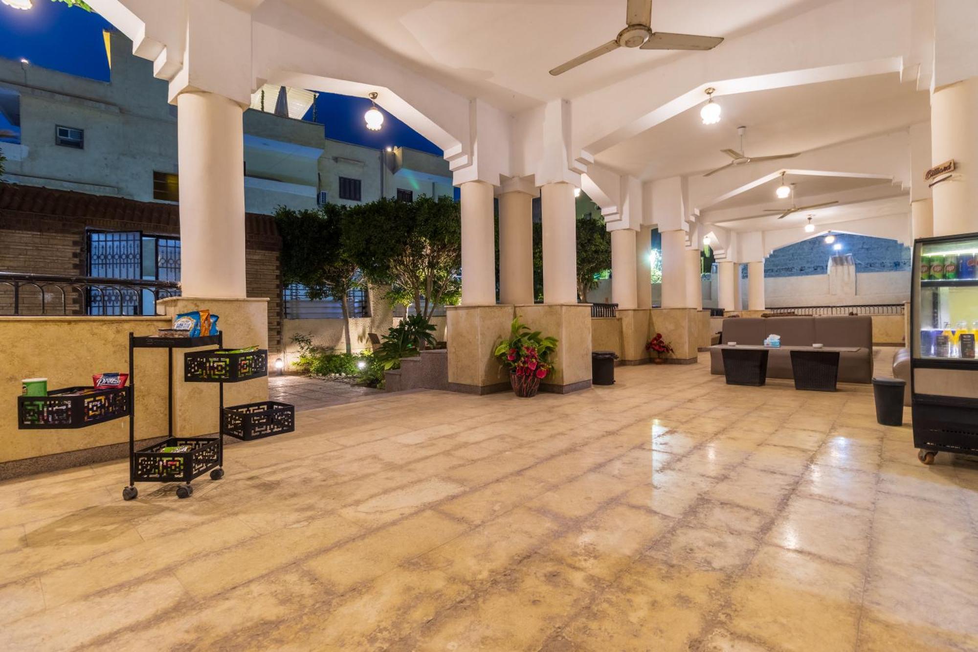 The Grand Pyramids View Hotel Kafret el-Gabal Exterior foto